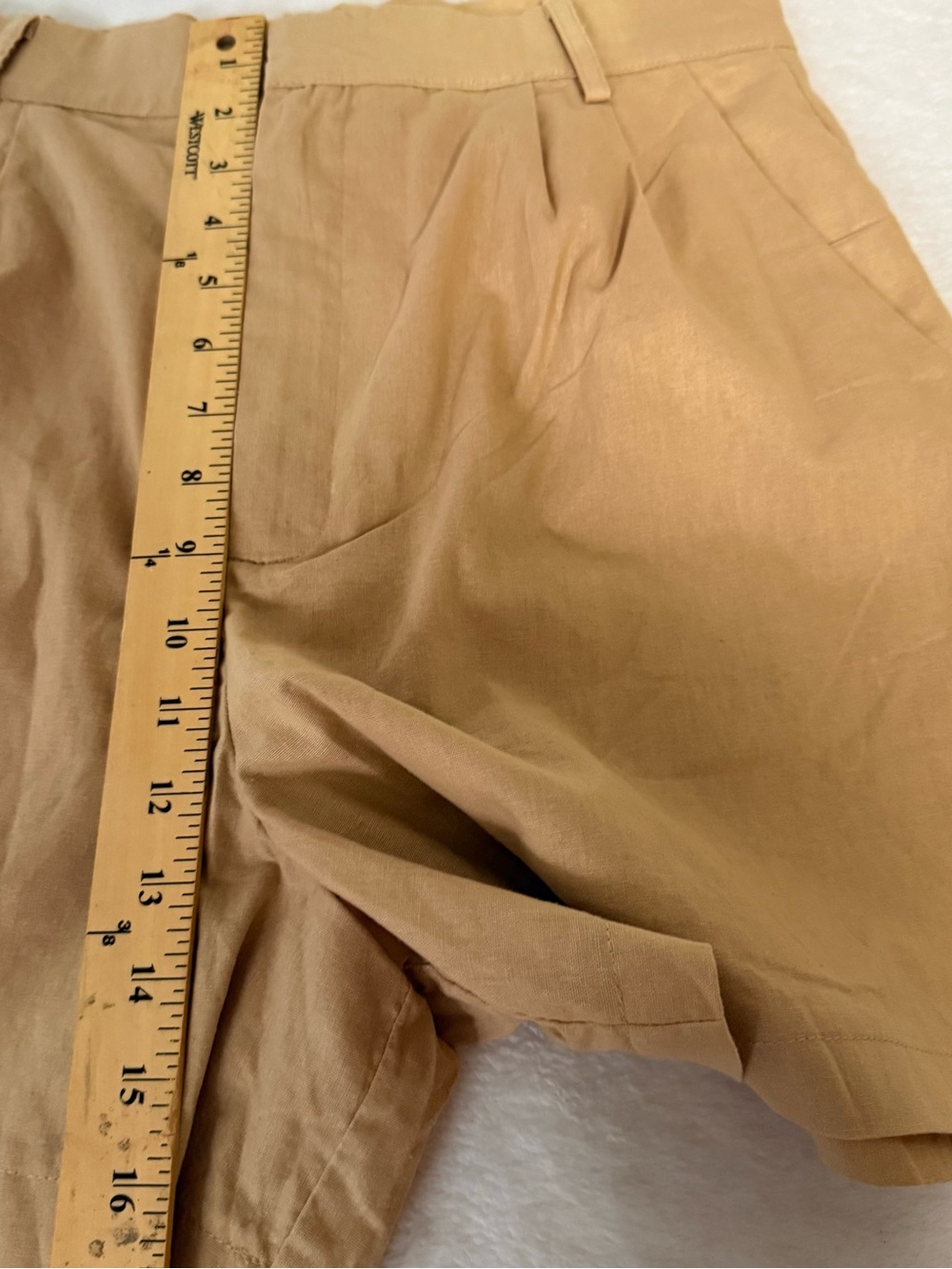 GIGIO USA Womens Large Tan Pleated Shorts High Waist Wide Leg NWT Pockets - Picture 8 of 9